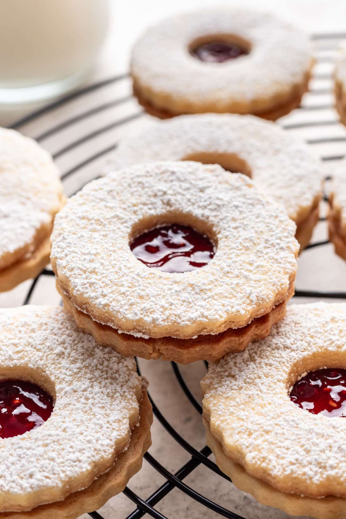 Linzer Cookies – I Heart Eating