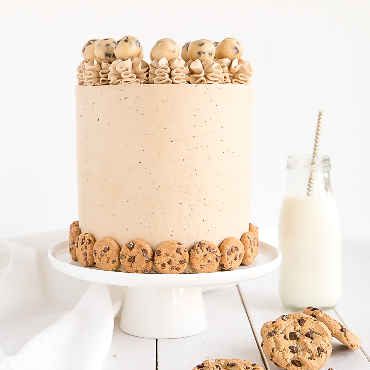 Chocolate Chip Cookie Cake – Liv for Cake